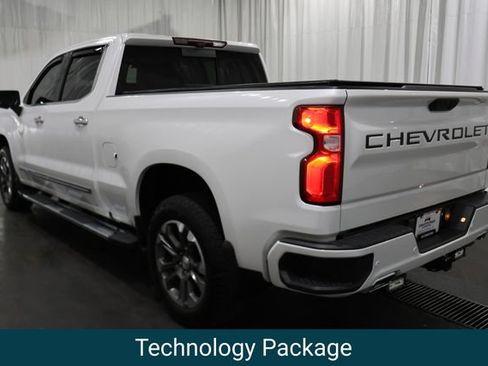 Certified 2025 Chevrolet Silverado 1500 High Country w/ Technology Package AWD/4WD image 5