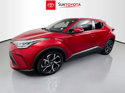 Used 2021 Toyota C-HR XLE image 9