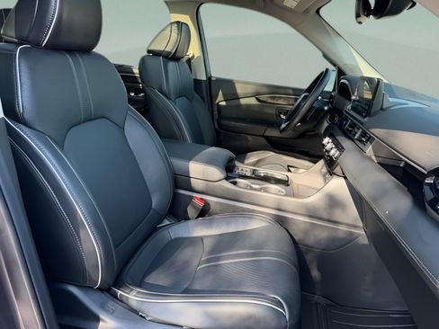 Used 2024 Honda Pilot Elite image 30