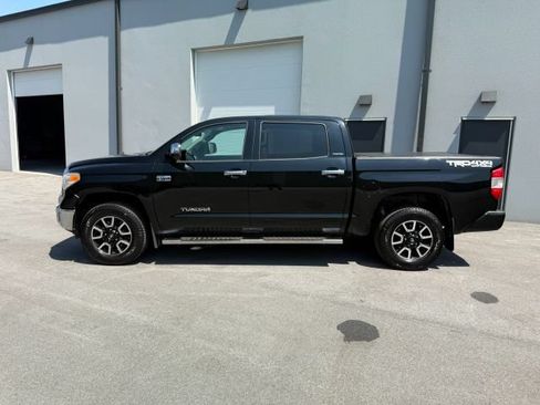 Used 2016 Toyota Tundra Limited w/ Limited Premium Package AWD/4WD image 4