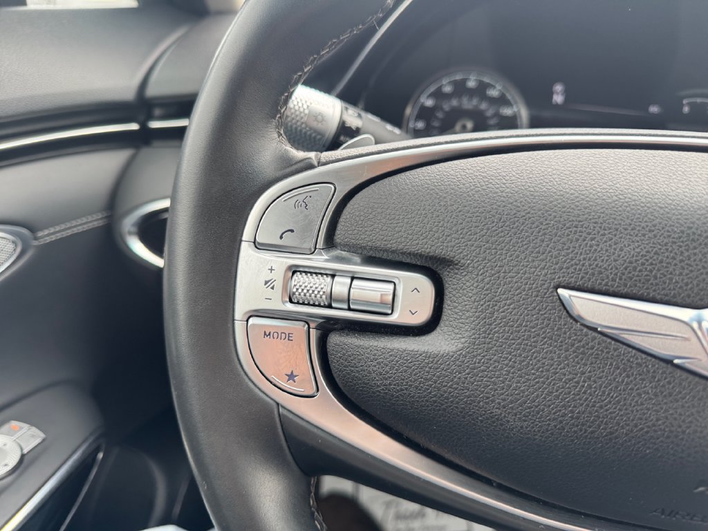 Used 2025 Genesis GV70 2.5T AWD/4WD image 26