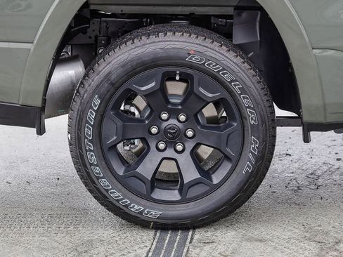New 2026 RAM 1500 4x4 Crew Cab image 12