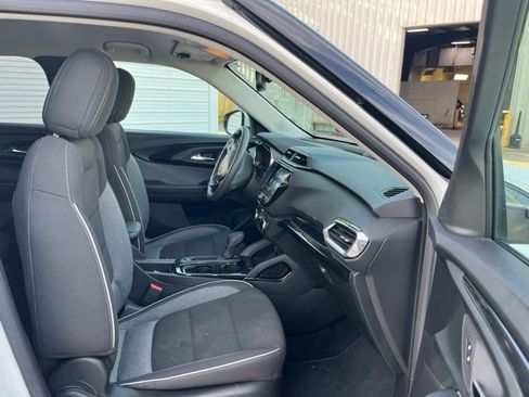 Used 2023 Chevrolet TrailBlazer LT w/ Convenience Package FWD image 25
