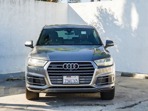 Used 2017 Audi Q7 2.0T Premium Plus w/ Premium Plus Package AWD/4WD image 2