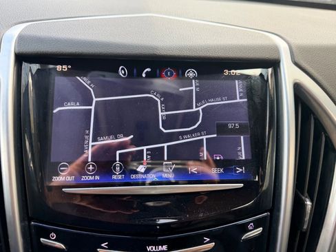 Used 2016 Cadillac SRX Luxury image 11