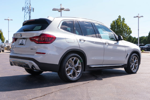 Used 2020 BMW X3 xDrive30i w/ Premium Package AWD/4WD image 10