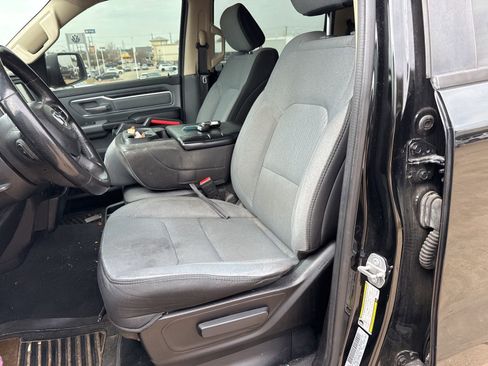 Used 2019 RAM 1500 Big Horn image 11