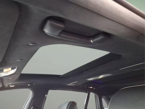 Used 2024 Genesis G90 3.5T image 12