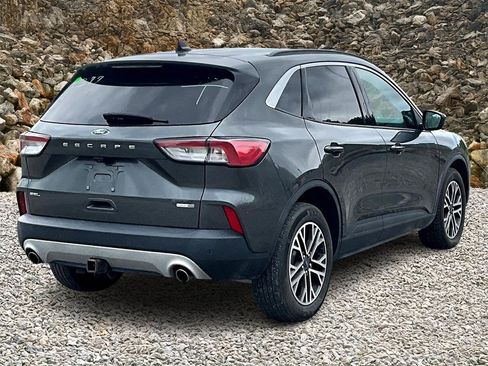 Used 2020 Ford Escape SEL image 2