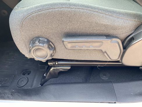 Used 2024 Jeep Wrangler Sport AWD/4WD image 22