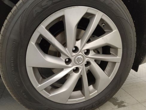 Used 2015 Nissan Rogue SL FWD image 31