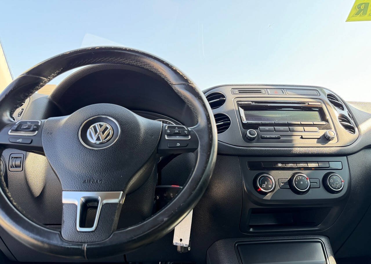 Used 2013 Volkswagen Tiguan S FWD image 7