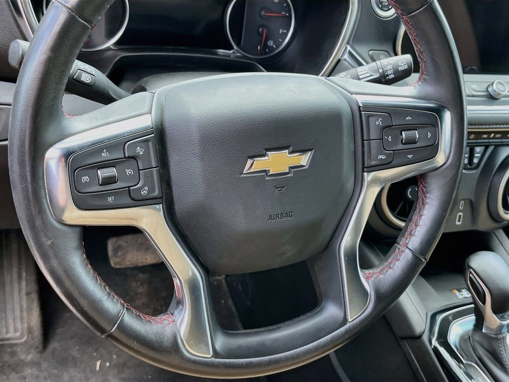 Used 2025 Chevrolet Blazer Premier w/ Driver Confidence II Package AWD/4WD image 11