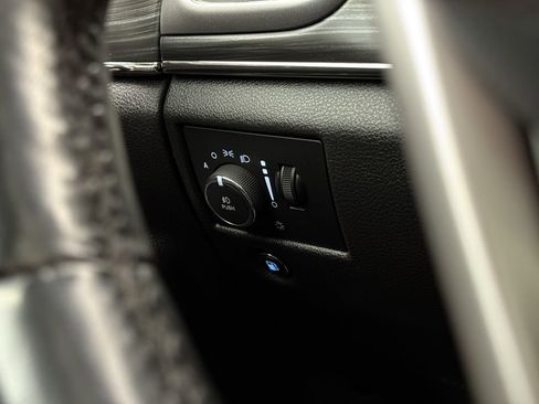 Used 2021 Jeep Grand Cherokee Limited X image 37