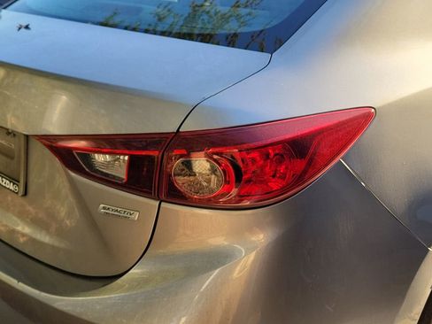 Used 2016 MAZDA MAZDA3 i Sport w/ Preferred Equipment Package image 17