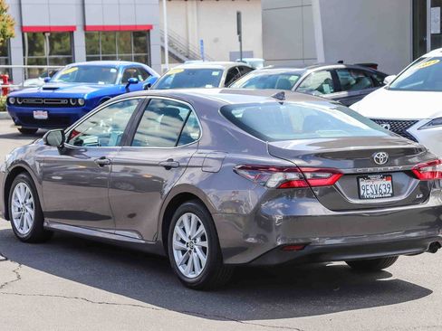 Certified 2023 Toyota Camry LE FWD image 5