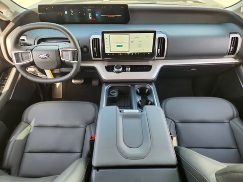 New 2026 Ford Expedition Max Active RWD image 21