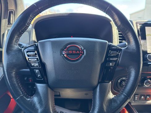 Used 2022 Nissan Frontier PRO-4X image 21