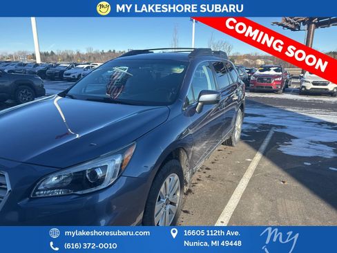 Used 2016 Subaru Outback 2.5i Premium image 3
