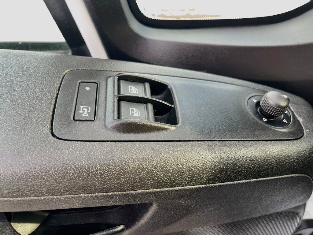 Used 2023 RAM ProMaster 2500 FWD image 17