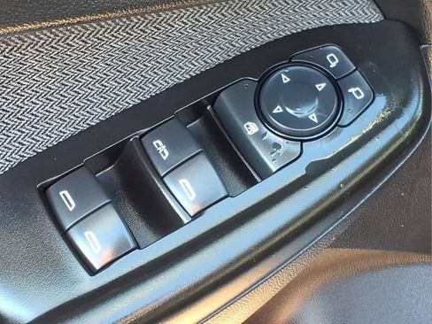 Used 2023 Chevrolet TrailBlazer LT w/ Convenience Package AWD/4WD image 14