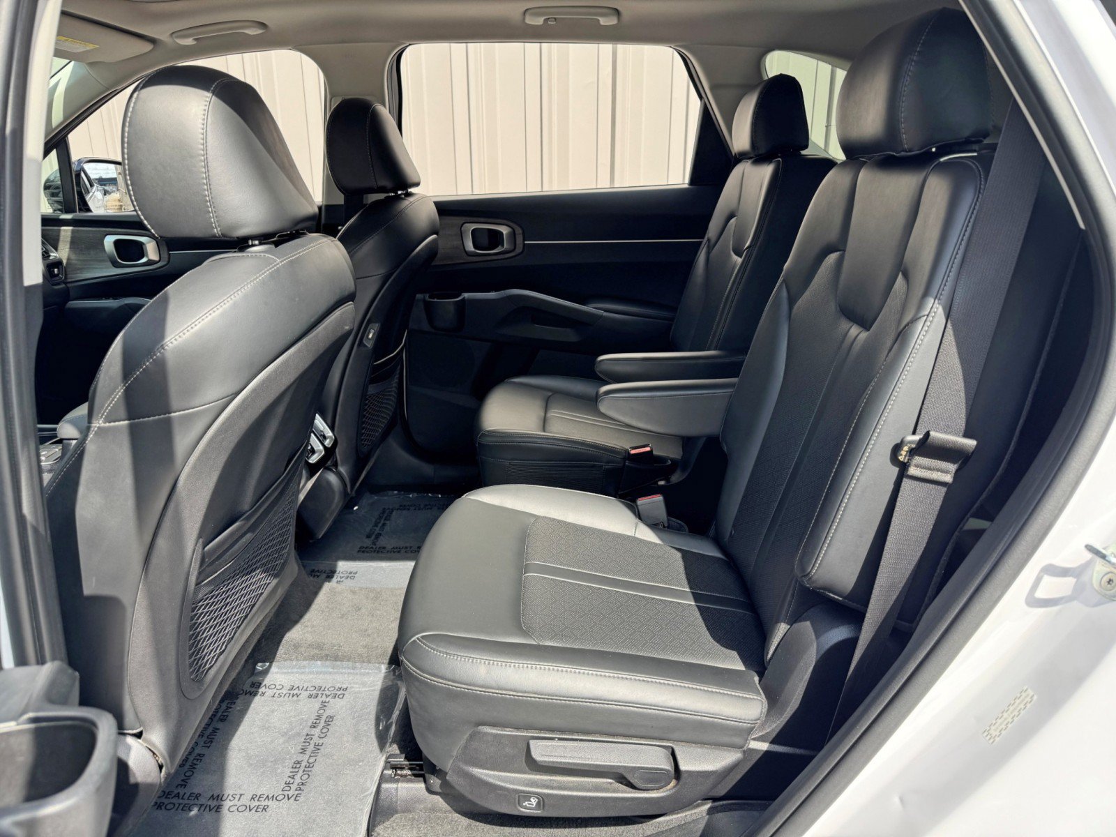Used 2022 Kia Sorento EX w/ Panoramic Sunroof Package FWD image 40