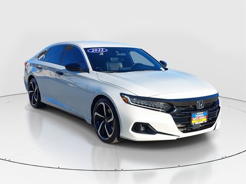 Used 2022 Honda Accord Sport image 3