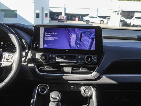 Used 2024 Toyota Grand Highlander Limited image 13