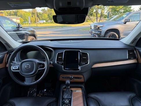 Used 2020 Volvo XC90 T6 Inscription AWD/4WD image 13