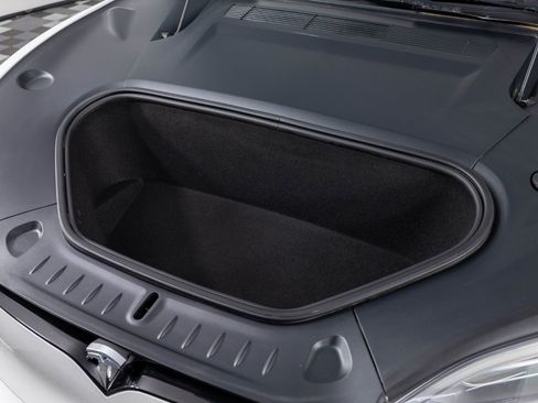 Used 2021 Tesla Model S Plaid image 41