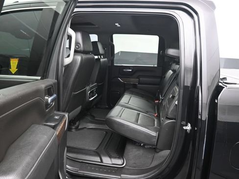 Used 2023 GMC Sierra 2500 Denali w/ Denali Black Diamond Edition AWD/4WD image 41