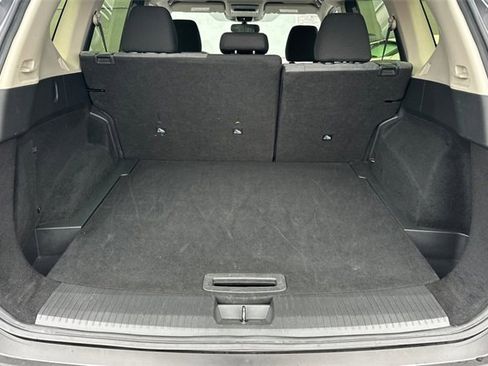 Used 2023 Nissan Rogue SV image 15