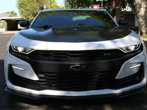 Used 2019 Chevrolet Camaro SS image 38