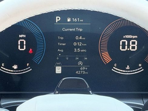 Used 2025 Hyundai Santa Fe SEL image 18