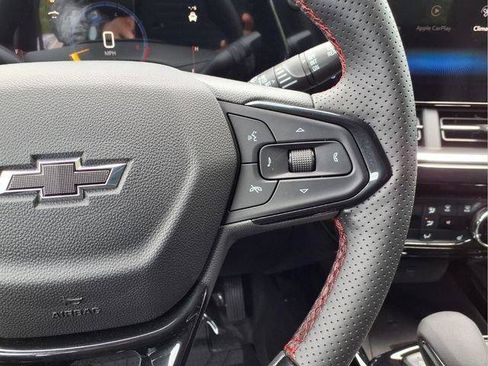 New 2026 Chevrolet Trax RS w/ Sunroof Package FWD image 19