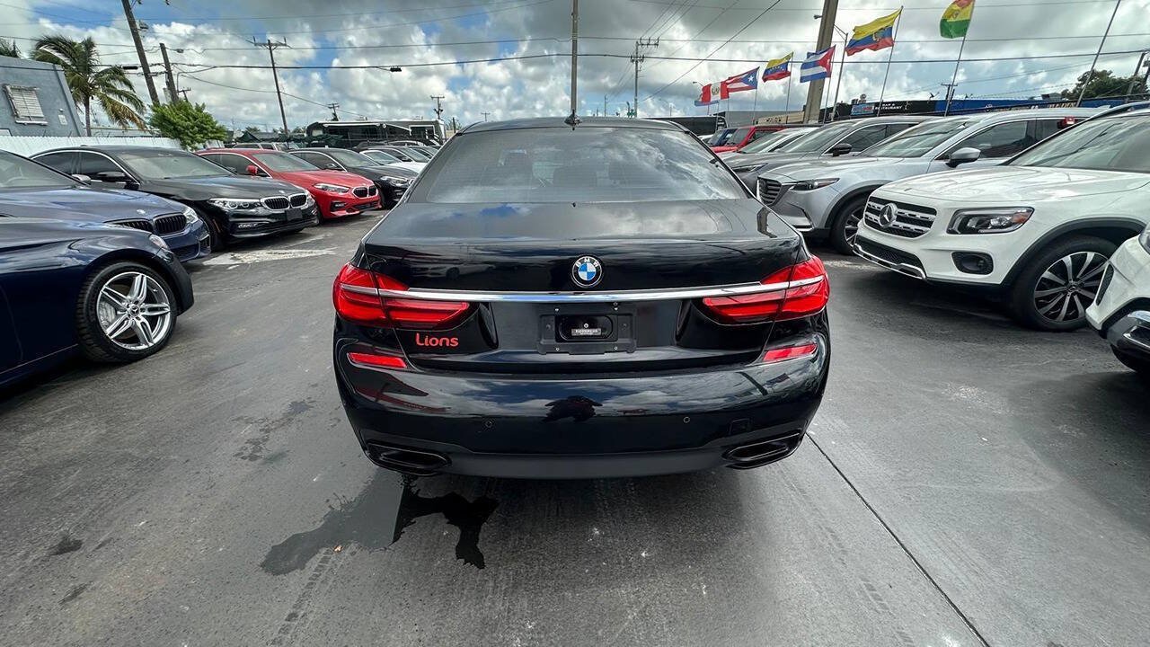 Used 2017 BMW 740e xDrive AWD/4WD image 11