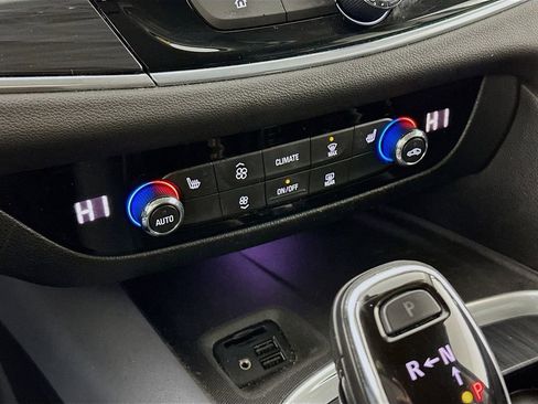 Used 2020 Buick Enclave Essence w/ LPO, Floor Liner Package FWD image 22