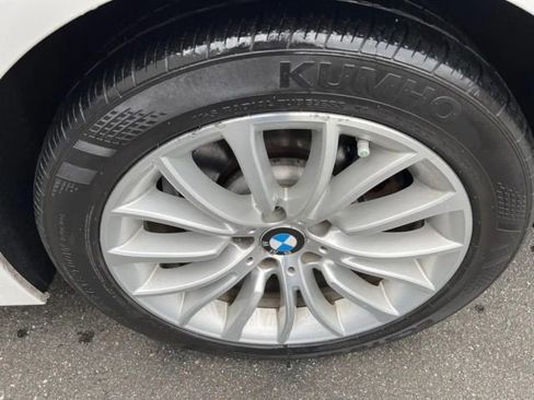 Used 2014 BMW 528i Sedan image 10