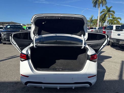Used 2025 Nissan Sentra SV FWD image 13