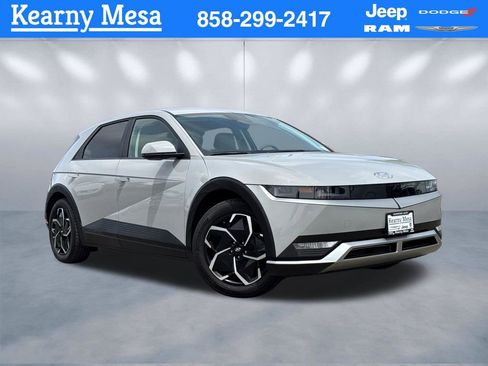 Used 2024 Hyundai Ioniq 5 SE RWD image 1