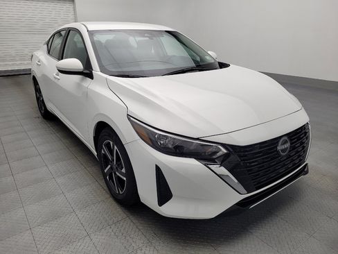 Used 2025 Nissan Sentra SV FWD image 13