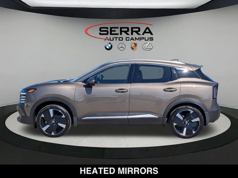 Used 2025 Nissan Kicks SR w/ SR Premium Package AWD/4WD image 11