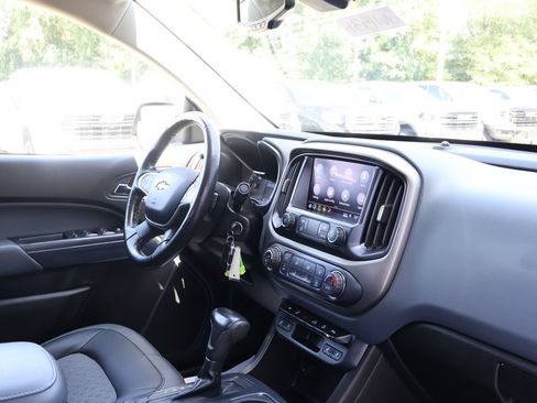 Used 2019 Chevrolet Colorado Z71 AWD/4WD image 36