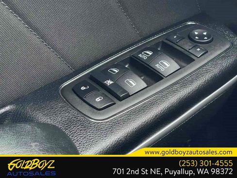 Used 2019 Dodge Charger SXT image 43