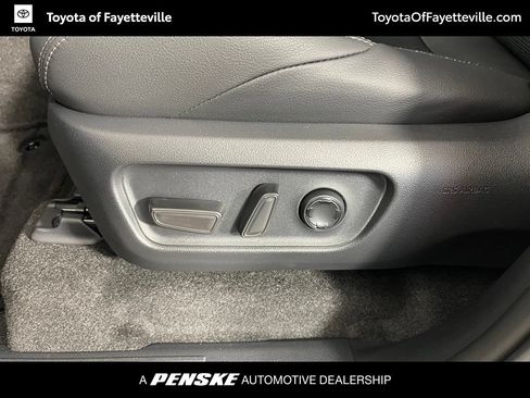 Used 2026 Toyota 4Runner Limited AWD/4WD image 28