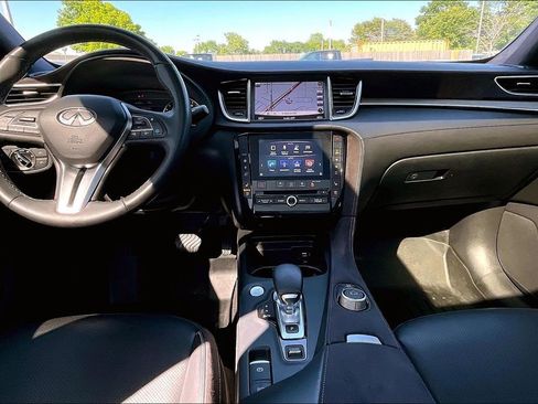 Used 2019 INFINITI QX50 Essential w/ Sensory Package AWD/4WD image 19