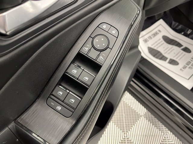 Used 2023 Nissan Rogue SV w/ SV Premium B Package FWD image 32