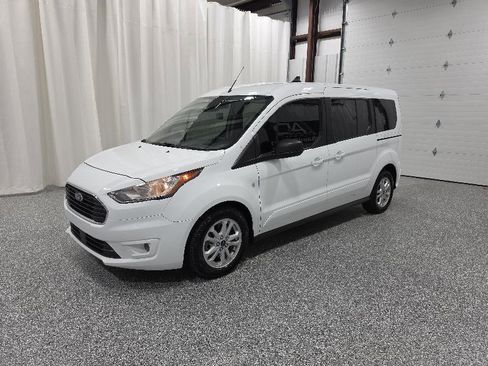 Used 2020 Ford Transit Connect XLT FWD image 4