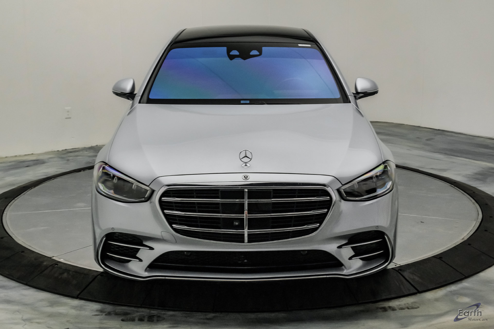 Used 2022 Mercedes-Benz S 580 4MATIC Sedan w/ AMG Line Package image 35