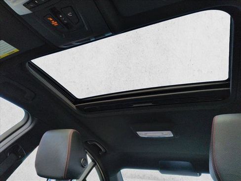 Used 2015 BMW 335i Sedan image 16